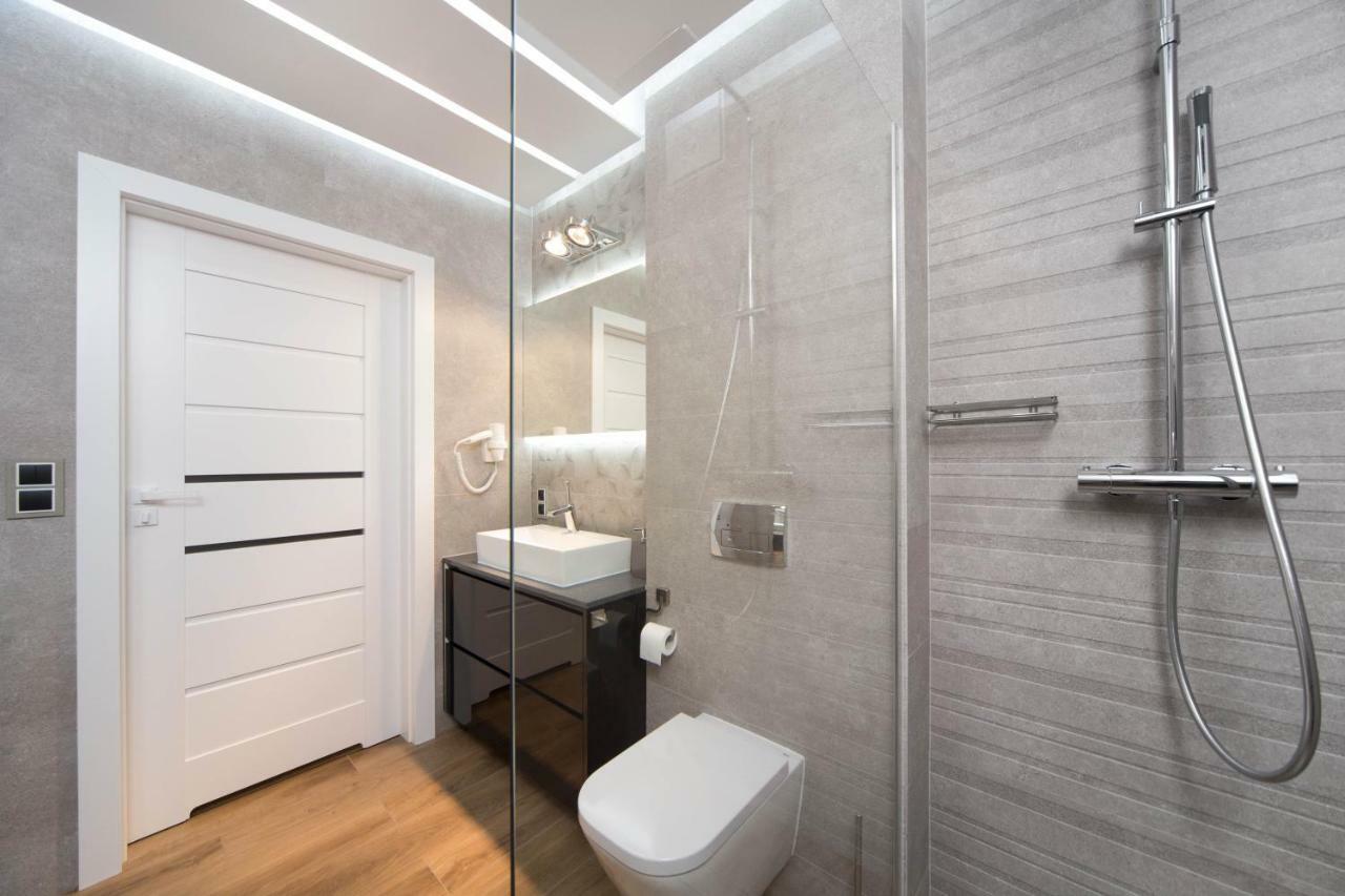 Nowoczesne Apartamenty W Centrum Krakowa Dış mekan fotoğraf